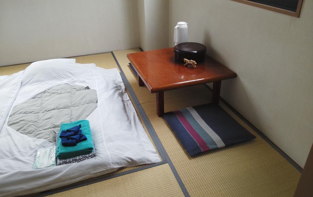 Hakuba Glad Inn Ebisuya מראה חיצוני תמונה